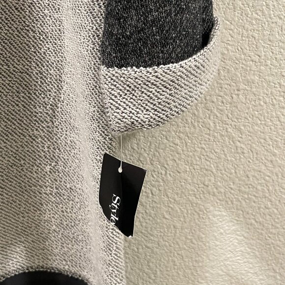 (NWT) STYLE & CO "Relaxed Chic", Textured Knit Top, French Terry, Gray - XL - Picture 4 of 10